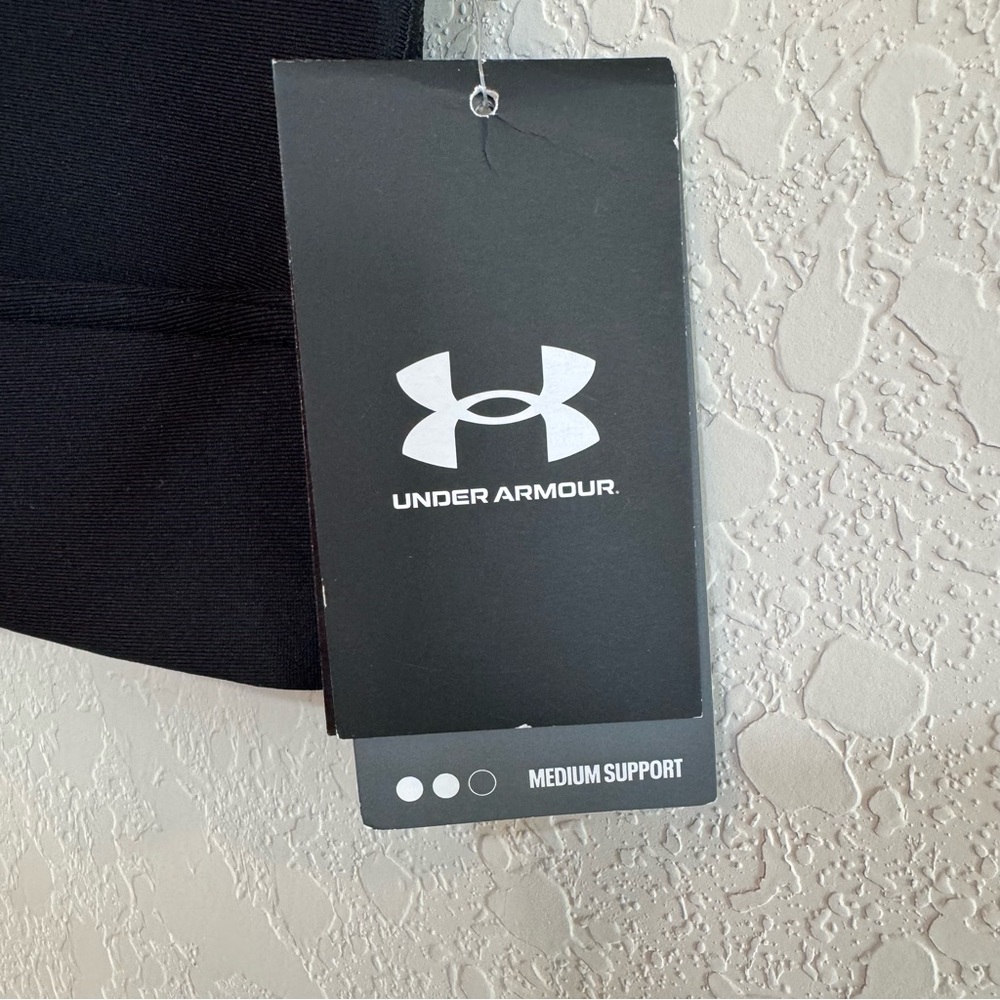 Under Armour Women's Black Sports Bra /Top- XS P0168 - Picture 4 of 5